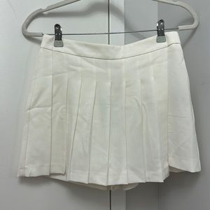 Primark White Pleated Skort